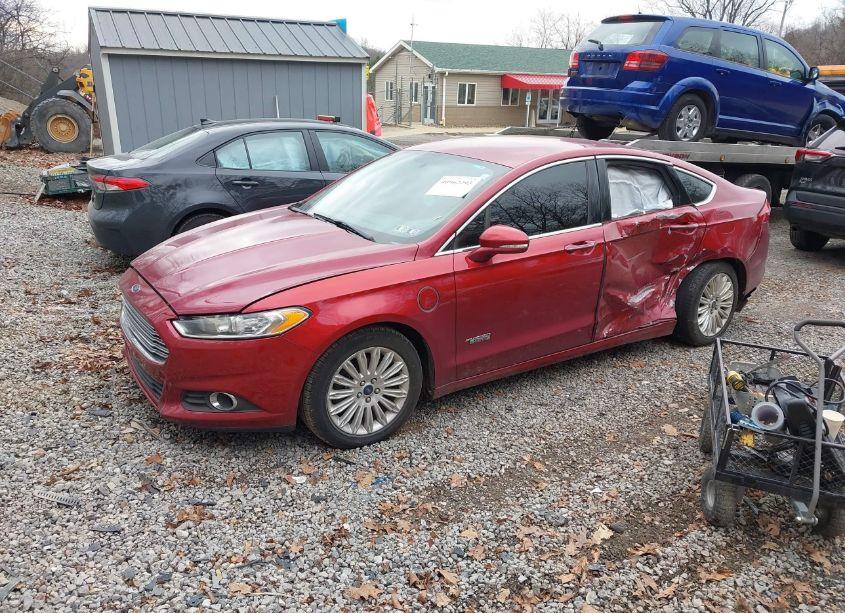 Photo 2 of 2015 Ford Fusion ENERGI SE LUXURY (VIN 3FA6P0PU9FR242945)