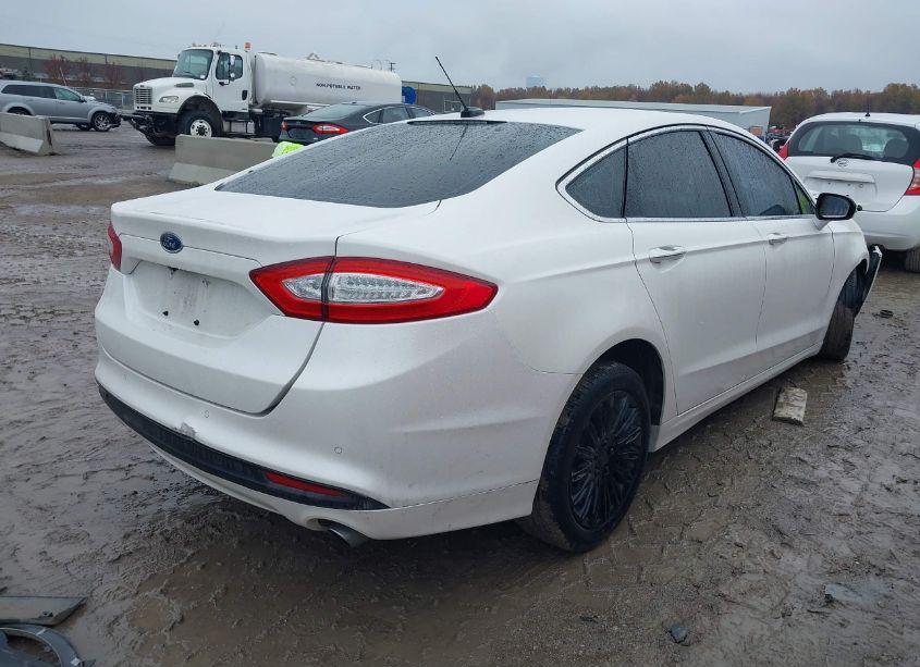 Photo 4 of 2016 Ford Fusion ENERGI SE LUXURY (VIN 3FA6P0PU9GR393902)