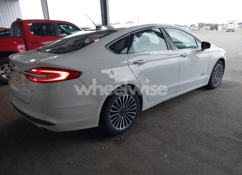 Photo 4 of 2017 Ford Fusion ENERGI SE LUXURY (VIN 3FA6P0PU9HR231222)