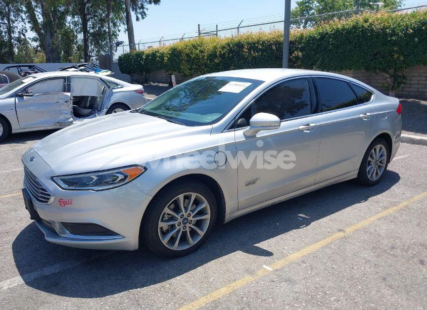 Photo 2 of 2018 Ford Fusion ENERGI SE LUXURY (VIN 3FA6P0PU9JR187261)