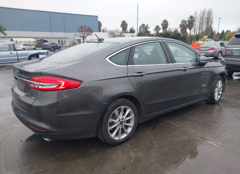 Photo 4 of 2018 Ford Fusion ENERGI SE LUXURY (VIN 3FA6P0PU9JR218413)
