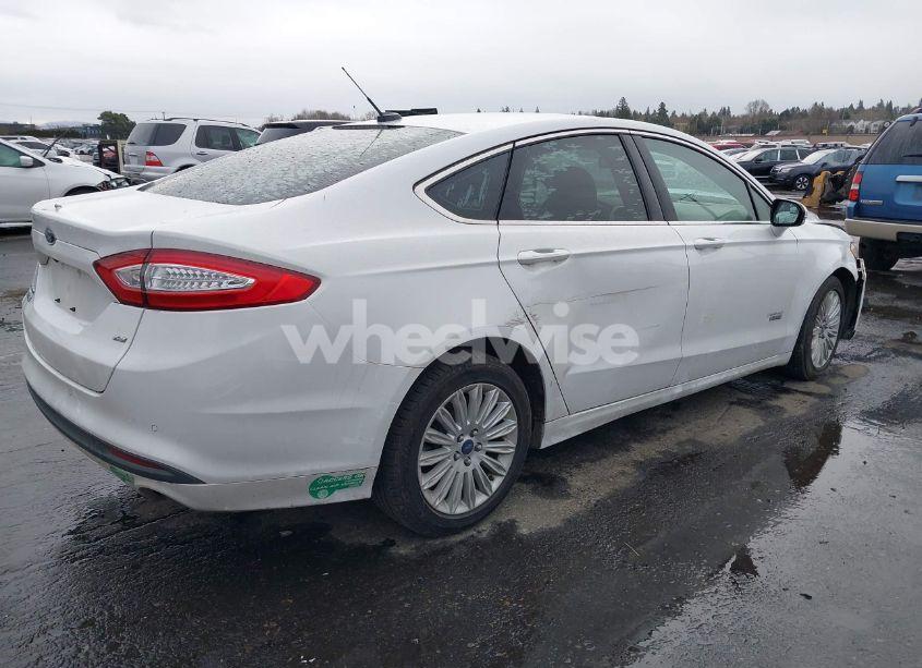 Photo 4 of 2015 Ford Fusion ENERGI SE LUXURY (VIN 3FA6P0PUXFR245420)