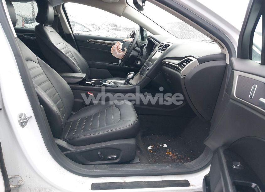 Photo 5 of 2015 Ford Fusion ENERGI SE LUXURY (VIN 3FA6P0PUXFR245420)