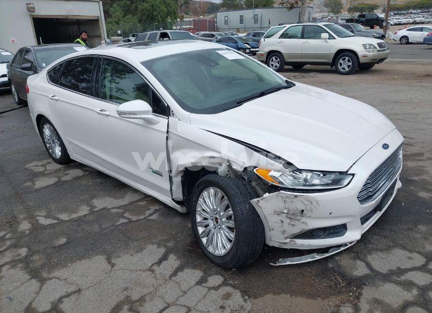 2016 Ford Fusion ENERGI SE LUXURY (VIN 3FA6P0PUXGR144976) main photo