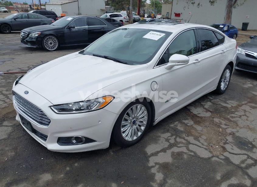 Photo 2 of 2016 Ford Fusion ENERGI SE LUXURY (VIN 3FA6P0PUXGR144976)