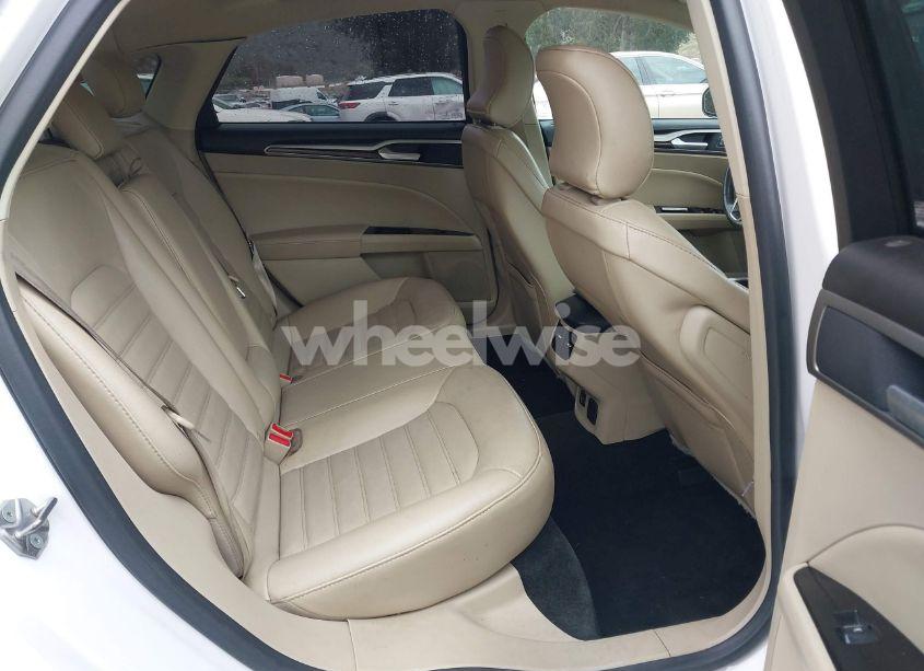 Photo 8 of 2016 Ford Fusion ENERGI SE LUXURY (VIN 3FA6P0PUXGR144976)