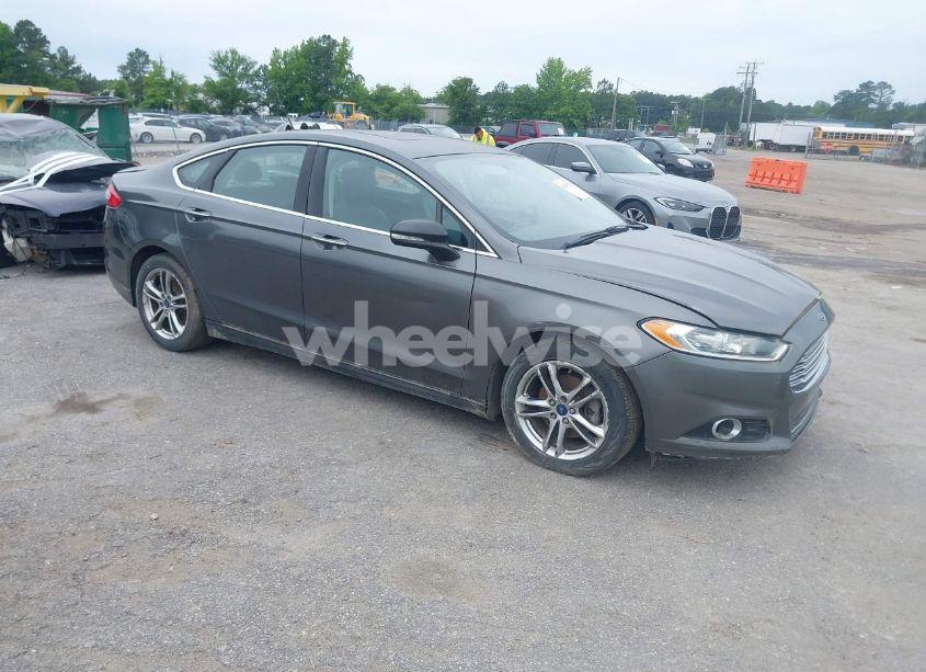 2015 Ford Fusion HYBRID TITANIUM (VIN 3FA6P0RU0FR117779) main photo