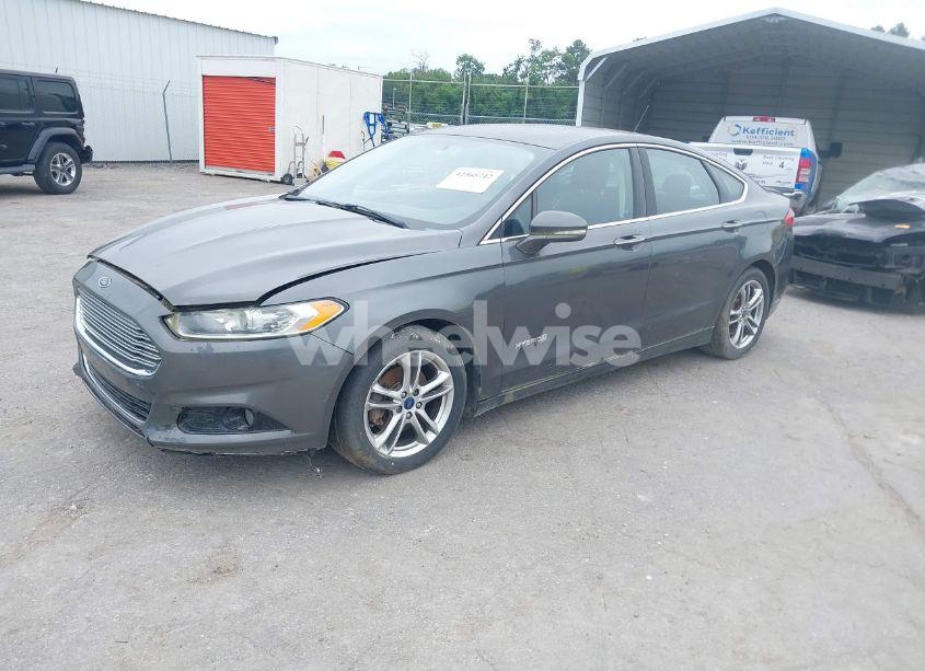 Photo 2 of 2015 Ford Fusion HYBRID TITANIUM (VIN 3FA6P0RU0FR117779)