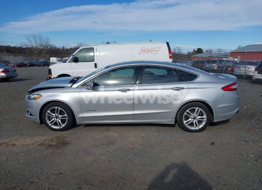 Photo 14 of 2016 Ford Fusion HYBRID TITANIUM (VIN 3FA6P0RU0GR288212)