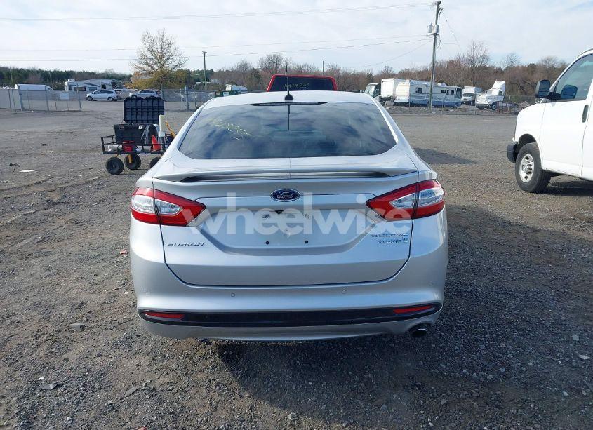 Photo 16 of 2016 Ford Fusion HYBRID TITANIUM (VIN 3FA6P0RU0GR288212)