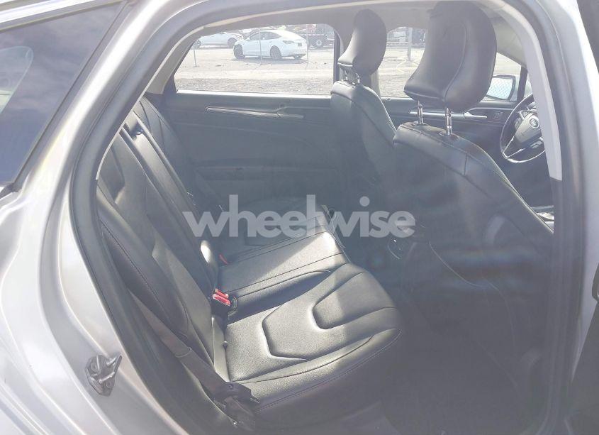 Photo 8 of 2016 Ford Fusion HYBRID TITANIUM (VIN 3FA6P0RU0GR288212)