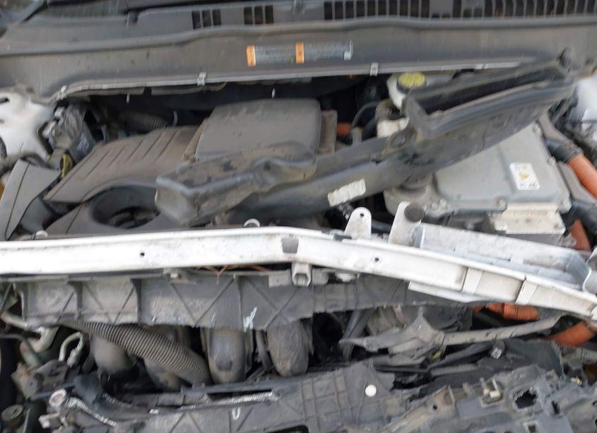 Photo 10 of 2016 Ford Fusion HYBRID TITANIUM (VIN 3FA6P0RU0GR371283)