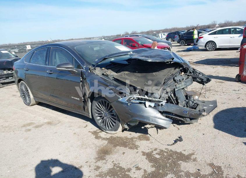 2017 Ford Fusion HYBRID TITANIUM (VIN 3FA6P0RU0HR314681) main photo