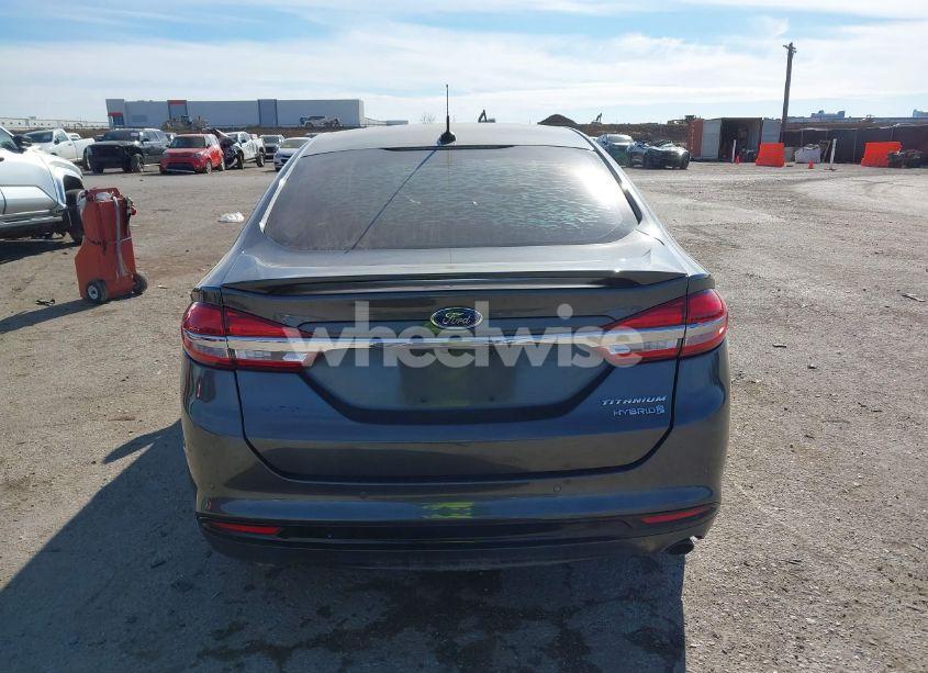 Photo 16 of 2017 Ford Fusion HYBRID TITANIUM (VIN 3FA6P0RU0HR314681)