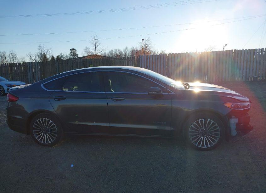 Photo 14 of 2017 Ford Fusion HYBRID TITANIUM (VIN 3FA6P0RU0HR359975)