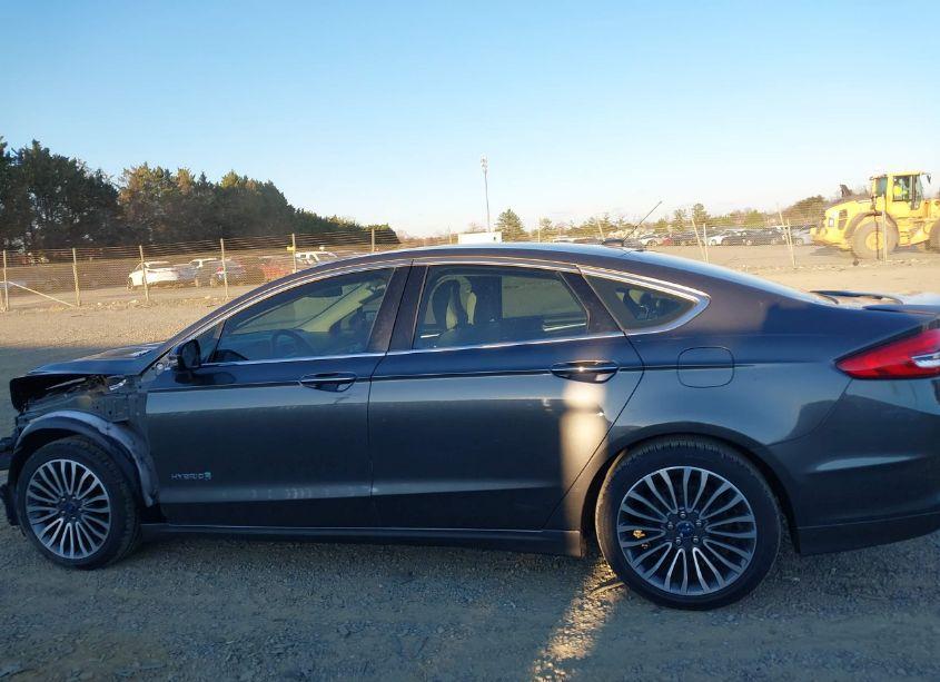 Photo 15 of 2017 Ford Fusion HYBRID TITANIUM (VIN 3FA6P0RU0HR359975)