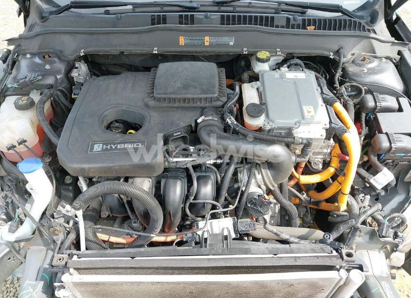 Photo 10 of 2020 Ford Fusion HYBRID TITANIUM (VIN 3FA6P0RU0LR141494)