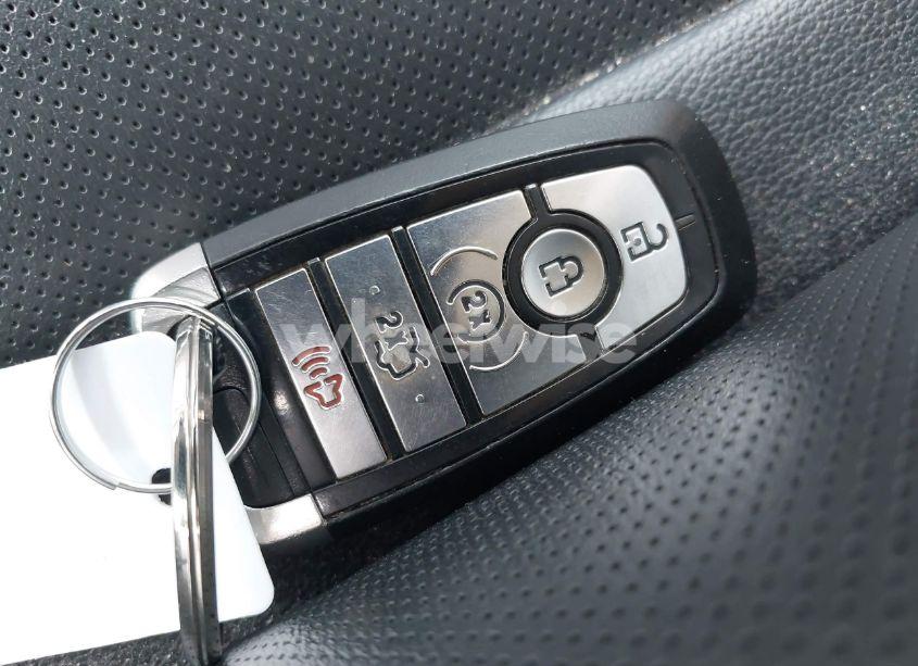 Photo 11 of 2020 Ford Fusion HYBRID TITANIUM (VIN 3FA6P0RU0LR141494)