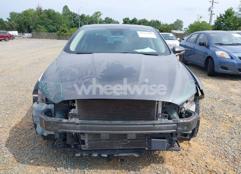 Photo 13 of 2020 Ford Fusion HYBRID TITANIUM (VIN 3FA6P0RU0LR141494)