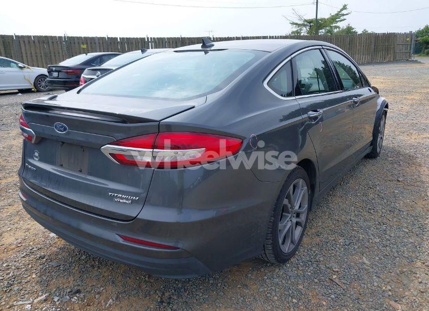 Photo 4 of 2020 Ford Fusion HYBRID TITANIUM (VIN 3FA6P0RU0LR141494)