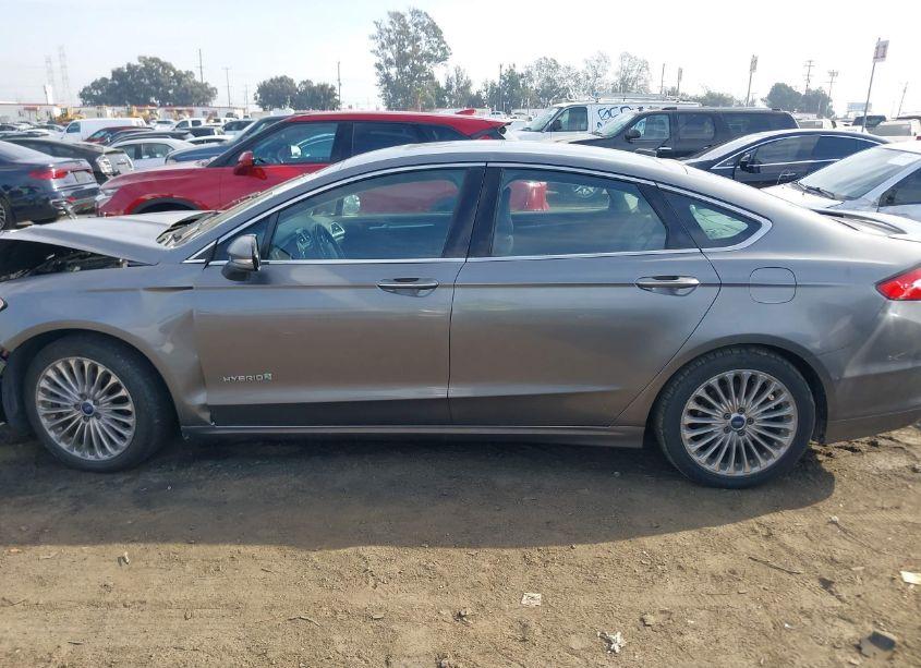 Photo 14 of 2014 Ford Fusion HYBRID TITANIUM (VIN 3FA6P0RU1ER220028)