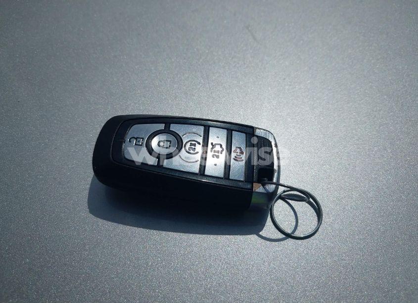 Photo 11 of 2017 Ford Fusion HYBRID TITANIUM (VIN 3FA6P0RU1HR317556)