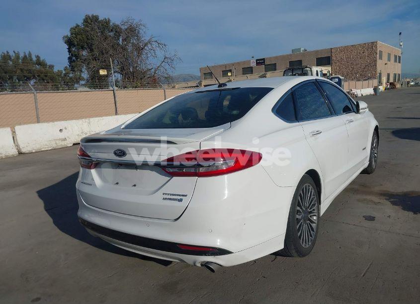 Photo 4 of 2018 Ford Fusion HYBRID TITANIUM (VIN 3FA6P0RU1JR116844)