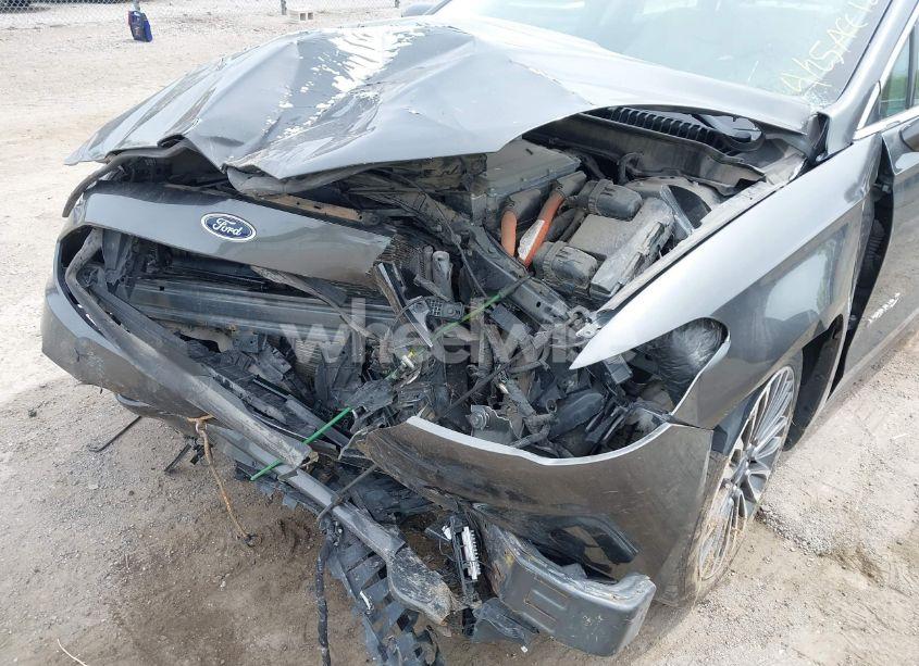 Photo 6 of 2018 Ford Fusion HYBRID TITANIUM (VIN 3FA6P0RU1JR120392)