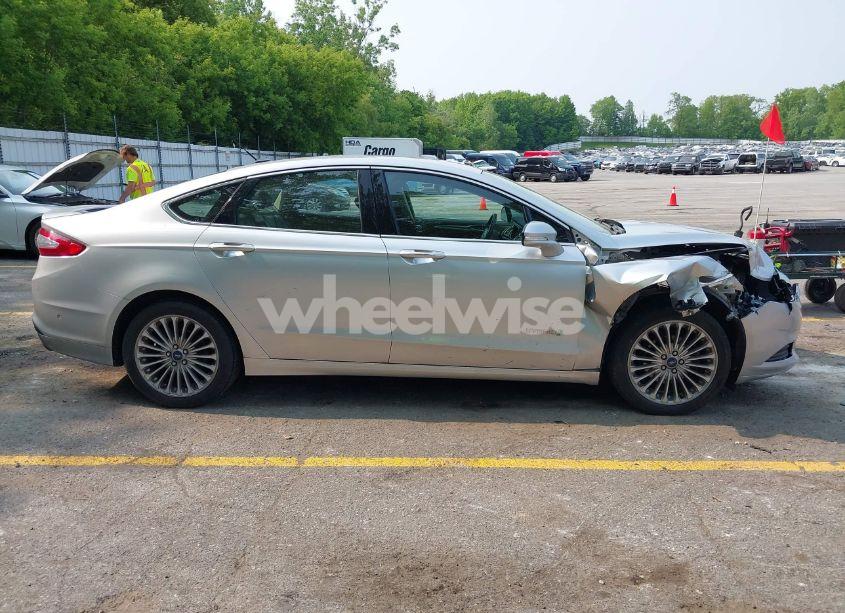 Photo 14 of 2014 Ford Fusion HYBRID TITANIUM (VIN 3FA6P0RU2ER211497)