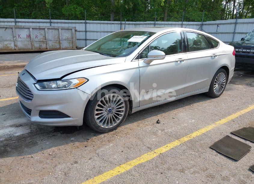 Photo 2 of 2014 Ford Fusion HYBRID TITANIUM (VIN 3FA6P0RU2ER211497)