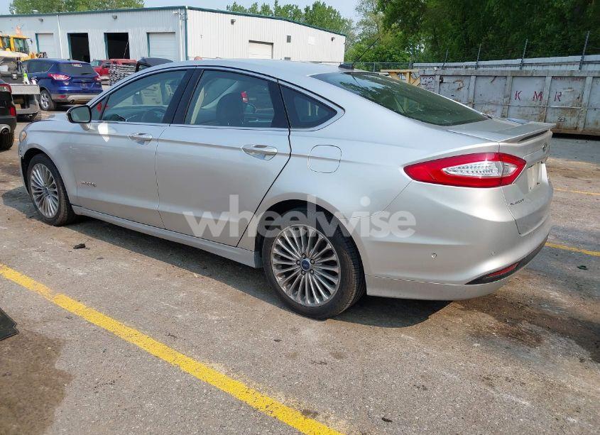 Photo 3 of 2014 Ford Fusion HYBRID TITANIUM (VIN 3FA6P0RU2ER211497)