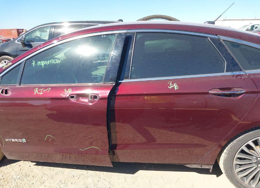 Photo 15 of 2017 Ford Fusion HYBRID TITANIUM (VIN 3FA6P0RU2HR359766)