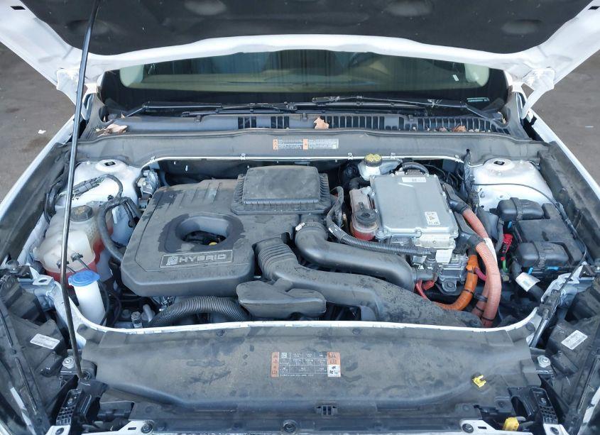 Photo 10 of 2018 Ford Fusion HYBRID TITANIUM (VIN 3FA6P0RU2JR253548)