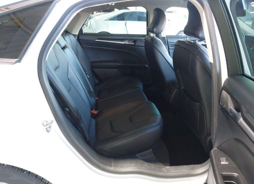 Photo 8 of 2018 Ford Fusion HYBRID TITANIUM (VIN 3FA6P0RU2JR253548)