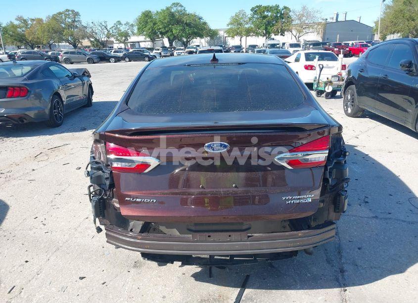 Photo 17 of 2019 Ford Fusion HYBRID TITANIUM (VIN 3FA6P0RU2KR123786)