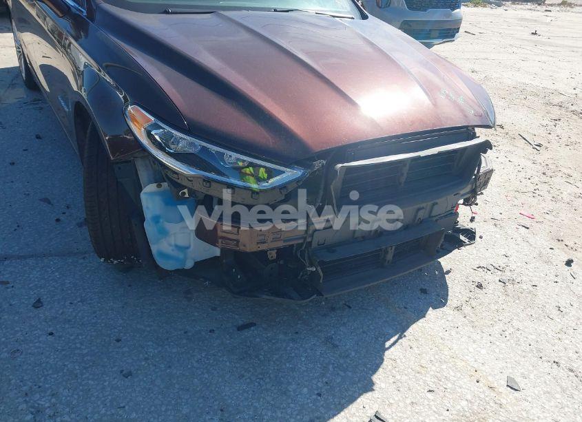 Photo 19 of 2019 Ford Fusion HYBRID TITANIUM (VIN 3FA6P0RU2KR123786)