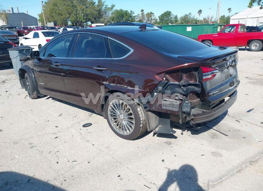 Photo 3 of 2019 Ford Fusion HYBRID TITANIUM (VIN 3FA6P0RU2KR123786)