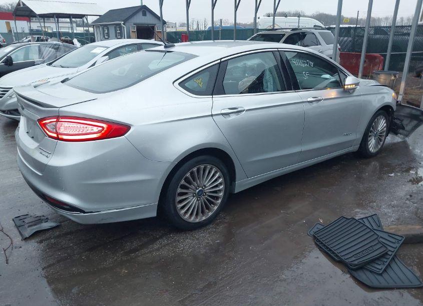 Photo 4 of 2014 Ford Fusion HYBRID TITANIUM (VIN 3FA6P0RU3ER350831)