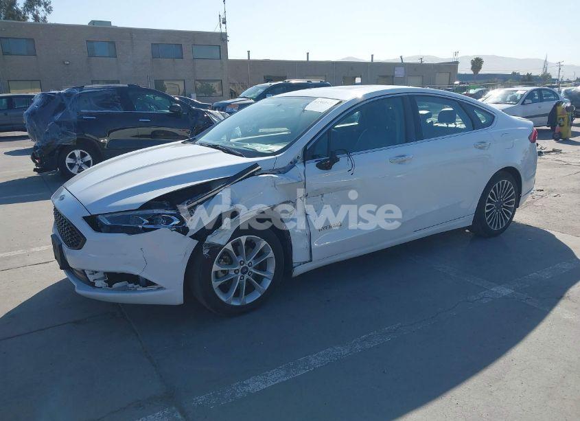Photo 2 of 2017 Ford Fusion HYBRID TITANIUM (VIN 3FA6P0RU3HR323164)