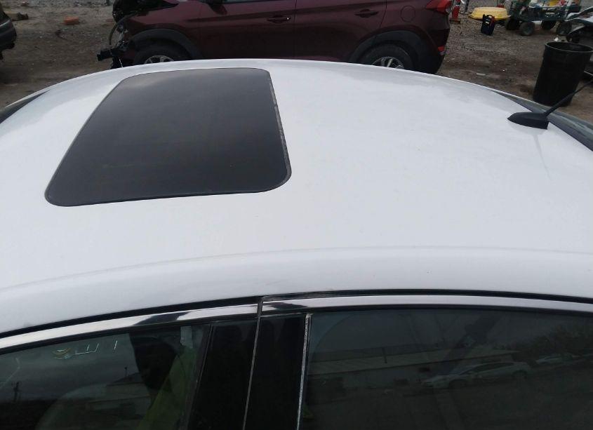 Photo 18 of 2017 Ford Fusion HYBRID TITANIUM (VIN 3FA6P0RU3HR359887)