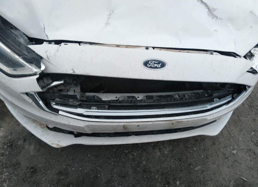 Photo 22 of 2017 Ford Fusion HYBRID TITANIUM (VIN 3FA6P0RU3HR359887)