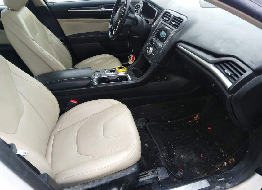 Photo 5 of 2017 Ford Fusion HYBRID TITANIUM (VIN 3FA6P0RU3HR359887)