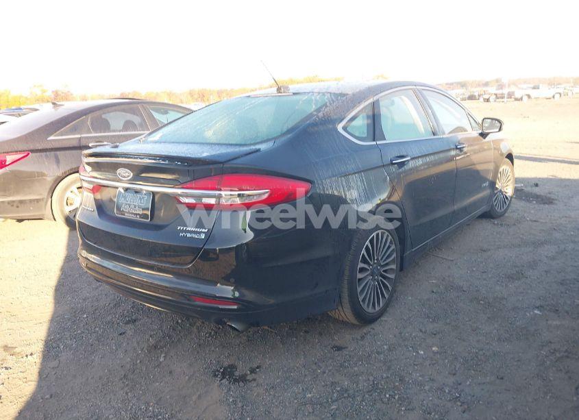 Photo 4 of 2018 Ford Fusion HYBRID TITANIUM (VIN 3FA6P0RU3JR207193)