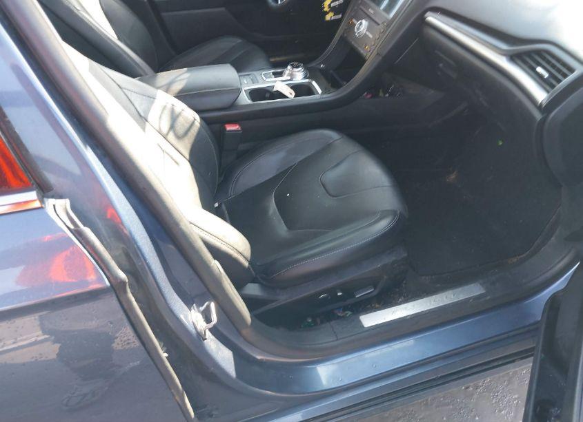 Photo 5 of 2018 Ford Fusion HYBRID TITANIUM (VIN 3FA6P0RU3JR241828)