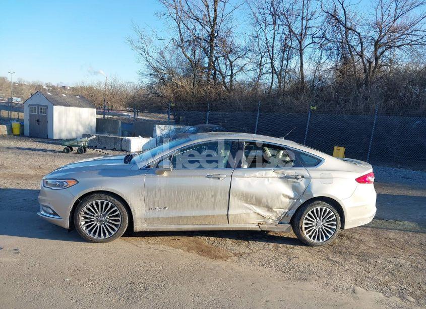 Photo 14 of 2018 Ford Fusion HYBRID (VIN 3FA6P0RU3JR273839)