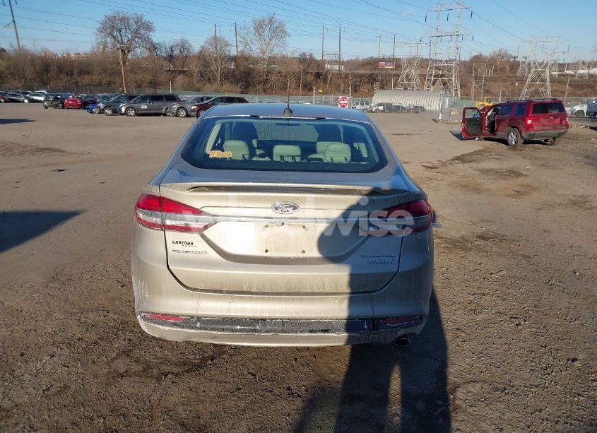 Photo 16 of 2018 Ford Fusion HYBRID (VIN 3FA6P0RU3JR273839)