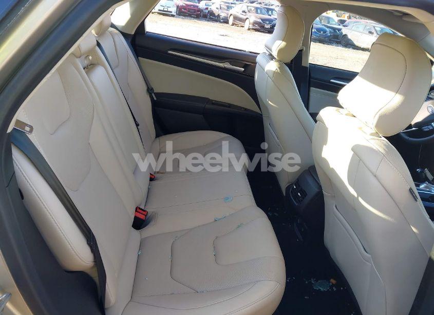 Photo 8 of 2018 Ford Fusion HYBRID (VIN 3FA6P0RU3JR273839)