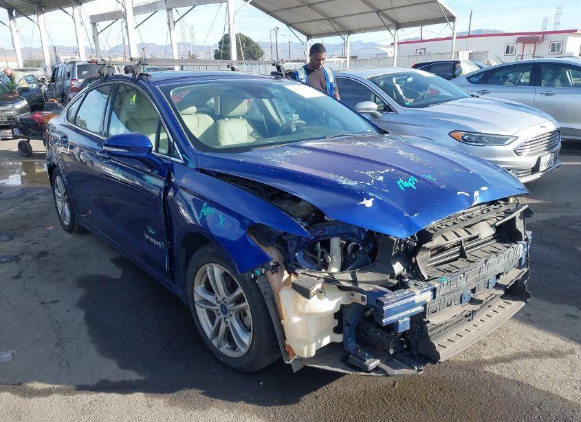 2015 Ford Fusion HYBRID TITANIUM (VIN 3FA6P0RU4FR245202) main photo