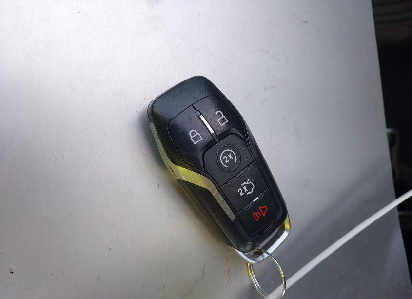 Photo 11 of 2015 Ford Fusion HYBRID TITANIUM (VIN 3FA6P0RU4FR245202)