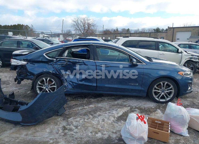 Photo 13 of 2019 Ford Fusion HYBRID TITANIUM (VIN 3FA6P0RU4KR111168)